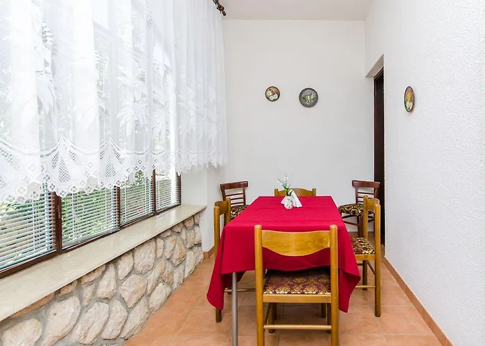 Nostalgisches Nur 500 Meter Zum Mit Privater Terrasse, Meerblick, Grill Apartamento